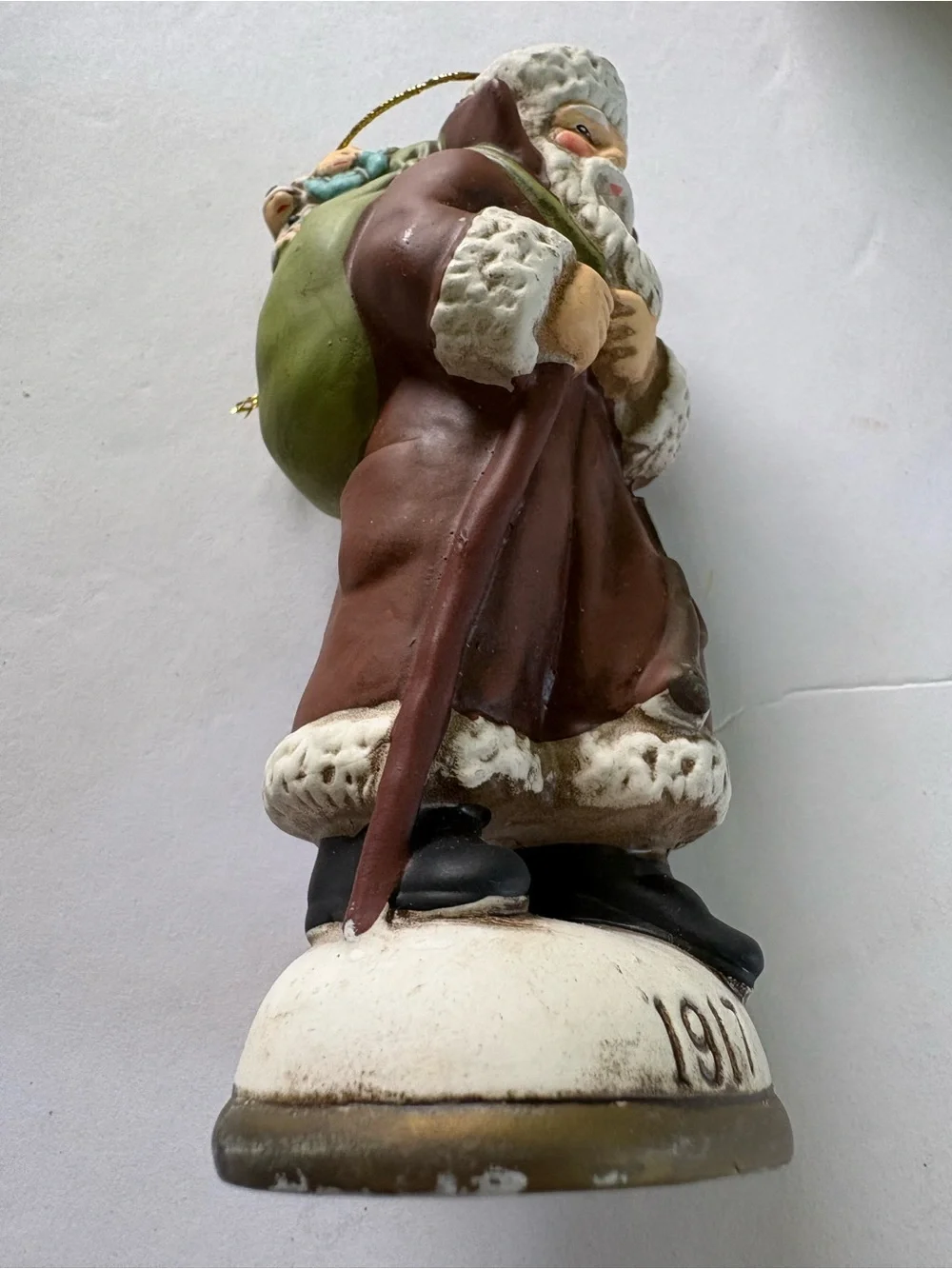 Vintage-Style 1917 Red Santa Figurine Holiday Decoration memories of Santa